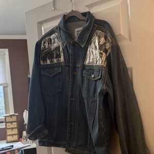 Funky denim jacket with nostalgic patches